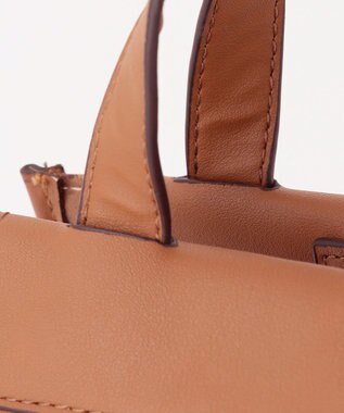 組曲 【23AW】 4WAYトート バッグ キャメル系