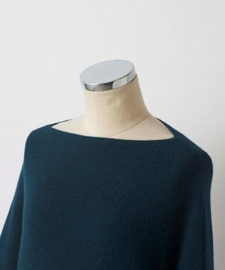 TOQUE 〈大草直子さんアドバイザー〉ベビーアルパカ ミドルゲージ モックネックニット グリーン