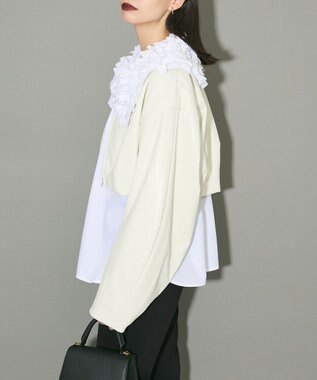 Green Parks フリルビッグカラーブラウス Off White