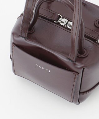 23区 【CLASSY.1月号掲載】YAHKI SOFT W FACE クロス ボディ バッグ プラム