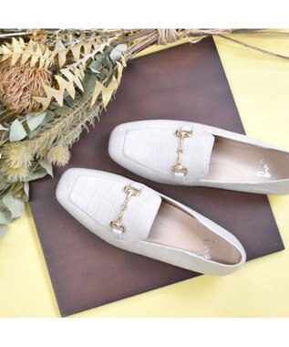 ing <ing>【WEB限定】モカシンビットローファー ホワイトカタオシ