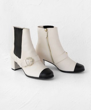 TOCCA BIJOUX BUCKLE SIDEGOREBOOTS ブーツ ホワイト系