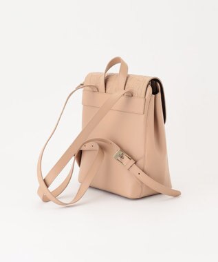 GRACE CONTINENTAL Carving Backpack ベージュ