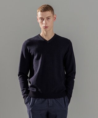 ライトアムンゼン　Vネック