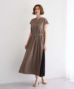 YECCA VECCA ベルテッドプリーツ切替ワンピース Mocha