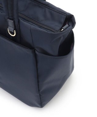 TOCCA 【WEB＆一部店舗限定・環境にやさしい素材】【A4サイズ対応】TRAVERSA MOTHERS TOTE マザーズバッグ ネイビー系