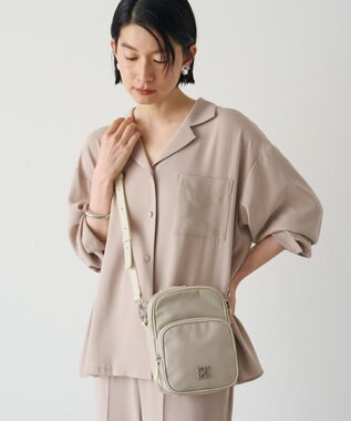russet コーデュラナイロンスクエアショルダーバッグ(CE-1751) L.Greige