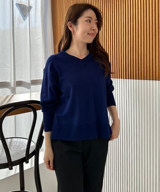 UNFILO L マイビューティ Vネック ニット ダルブルー