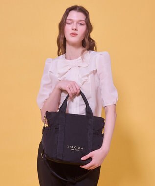 TOCCA 【WEB＆一部店舗限定・環境にやさしい素材】SANA SIDEPOCKET TOTE トートバッグ