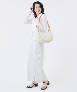 LeSportsac SHEEN LARGE CRESCENT/ホワイトマシュマロ ホワイトマシュマロ