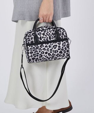 LeSportsac SQUARE TH CROSSBODY/アップタウンレオパード/ブラック アップタウンレオパード/ブラック