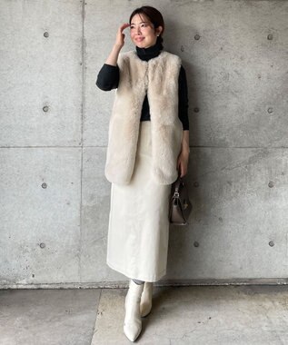 UNFILO ストレッチコーデュロイ Iラインスカート オフ