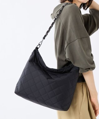 LeSportsac CHAIN MED ZIP SHOULDER/オニキスチェーンキルト オニキスチェーンキルト