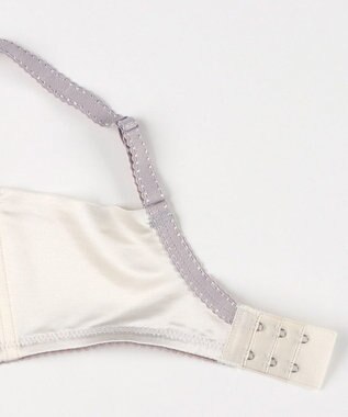 Wing ブラジャー Wing Lesiage バストを小さく見せる 脇すっきり フルカップブラ 【6000シリーズ】 小さく見せるブラ PB6001 ウイング／ワコール アイボリー