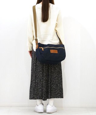 FOLNA RD ユニセックスナイロン ショルダー L-SIZE ネイビー