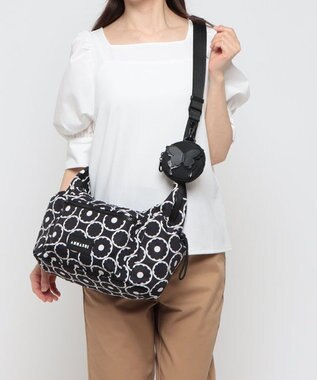 ANNA SUI ヴァケーション ショルダーバッグ クロ