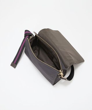 TOPKAPI 【TREASURE TOPKAPI】ナイロン ストライプ ベルト フラップ ショルダー バッグ ミディアムグレー