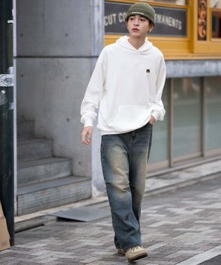 WEGO 【ユニセックス着用ITEM/SMLサイズ展開/裏起毛】ワンポイント刺繍プルパーカー ホワイト