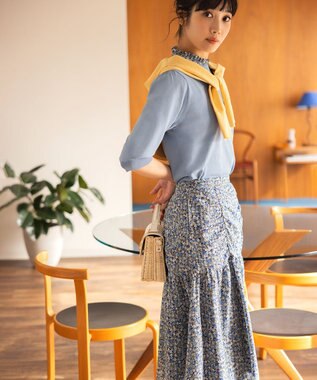 組曲 L フラワーレイヤープリント ギャザースカート ブルー系5