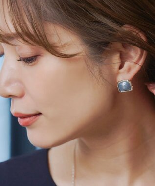 Tiaclasse カラースクエアピアス シルバー×ネイビー