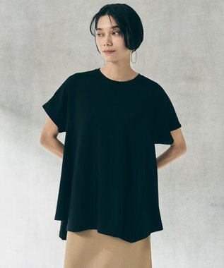 UNFILO 【一部店舗限定カラー】BEAUTY FORM-T フレアTシャツ [一部店舗限定]ブラック