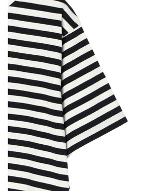 earth music&ecology バックタッククロップドＴ Border