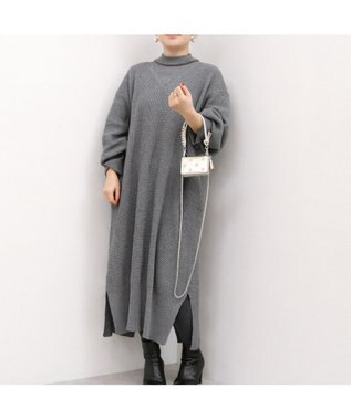 UNBILLION ペルケ perche / ドット刺繍ジャバラチャームウォレットショルダー ゴールド