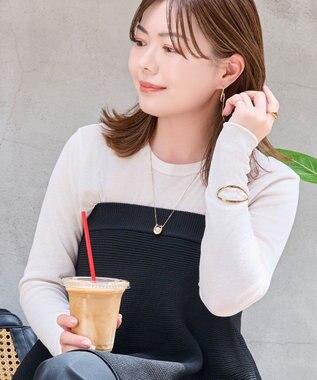 Phoebe 〈金属アレルギー対応〉メタリックパールホースシューネックレス　ゴールド　ステンレス/馬蹄/蹄鉄/ラッキーモチーフ/ギフト/プレゼント/大ぶり ゴールド