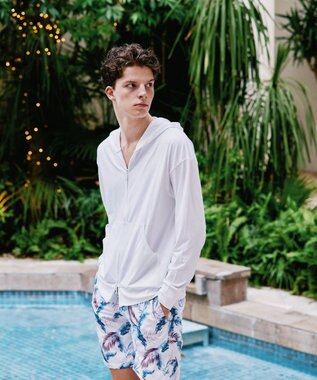 San-ai Resort（三愛水着楽園） 【SALE】ユニセックスラッシュパーカー　UPF50＋　撥水加工　S・M・L　【Reir（レイール）】 ホワイト