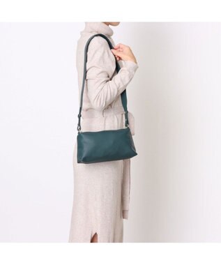 UNBILLION カシュカシュ cachechche / 通しハンドルシュリンク横長トート ブルー