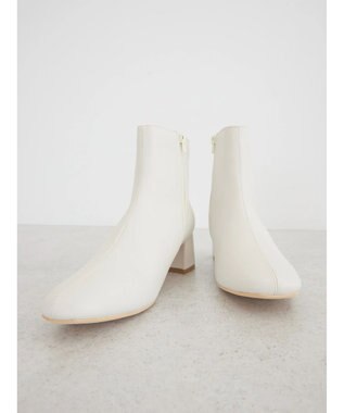 AMERICAN HOLIC スクエアトゥヒールショートブーツ Ivory