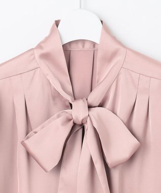 Feroux 【洗える】サテン ボウタイブラウス ピンク系
