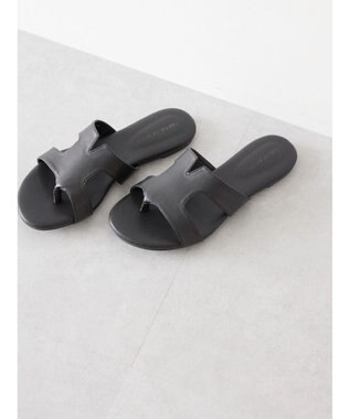 AMERICAN HOLIC カットアウトトングサンダル Black
