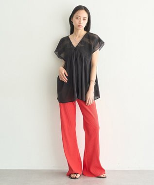 earth music&ecology 【WEB・一部店舗限定】【綿100％】レース＆ピンタックフレンチブラウス Black