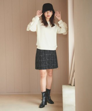 Feroux 【洗える】袖フリルダンボール プルオーバー アイボリー系