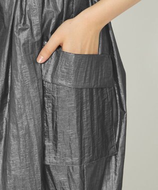 uncrave フォイル スカート（uncrave WHITE） メタルブラック