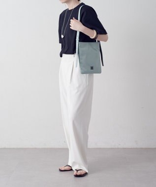 russet バイカラーレザーベルトフラットショルダーバッグ(SF-278) Sax