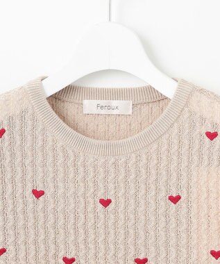 Feroux 【洗える】ハーフスリーブ ハート刺繍 ニット ピンク系