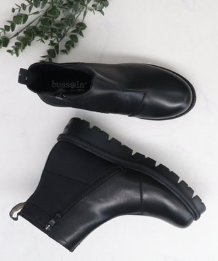 INTER-CHAUSSURES 【BUSSOLA】撥水厚底素材コンビショートブーツ ブラックコンビ