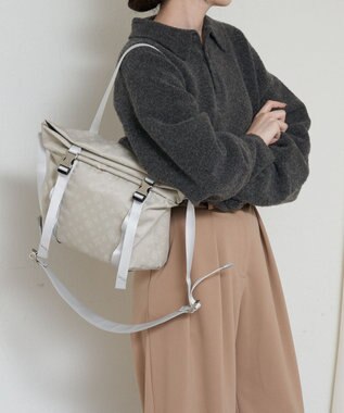 russet ナイロンジャガードメタルバックルショルダーバッグ M(CE-1671) Ecru