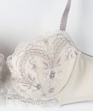 Wing ブラジャー Wing Lesiage 谷間ふっくら 脇高設計 サイドすっきり 【6000シリーズ】 ブラ PB6000 ウイング／ワコール アイボリー