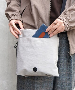 FOLNA RD グリンザ・コーデュラナイロンショルダーバッグ グレー