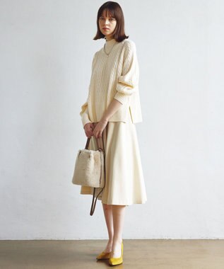 組曲 T/Rツイルストレッチ フレアスカート アイボリー系