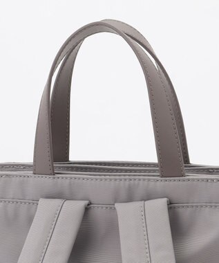 Y'SACCS アシメファスナーポケットリュック グレージュ