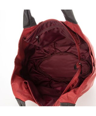 Y'SACCS リサイクルナイロン　ふんわりトート　Mサイズ ワイン