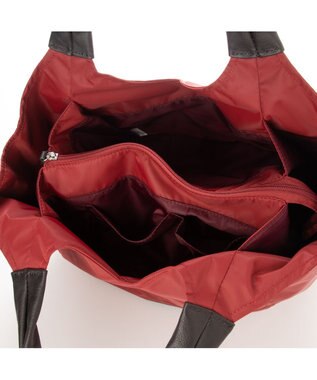 Y'SACCS リサイクルナイロン　ふんわりトート　Mサイズ ワイン