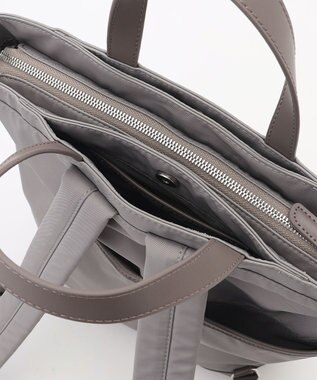 Y'SACCS アシメファスナーポケットリュック グレージュ