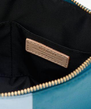 russet ラインプリントポーチ M(Z-226) Turquoise