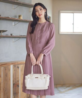 Tiaclasse 【新色追加・洗える】パールボタンプリーツワンピース ピンク