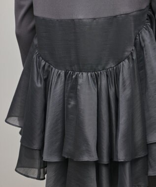 GRACE CONTINENTAL フレアカットトップ グレー